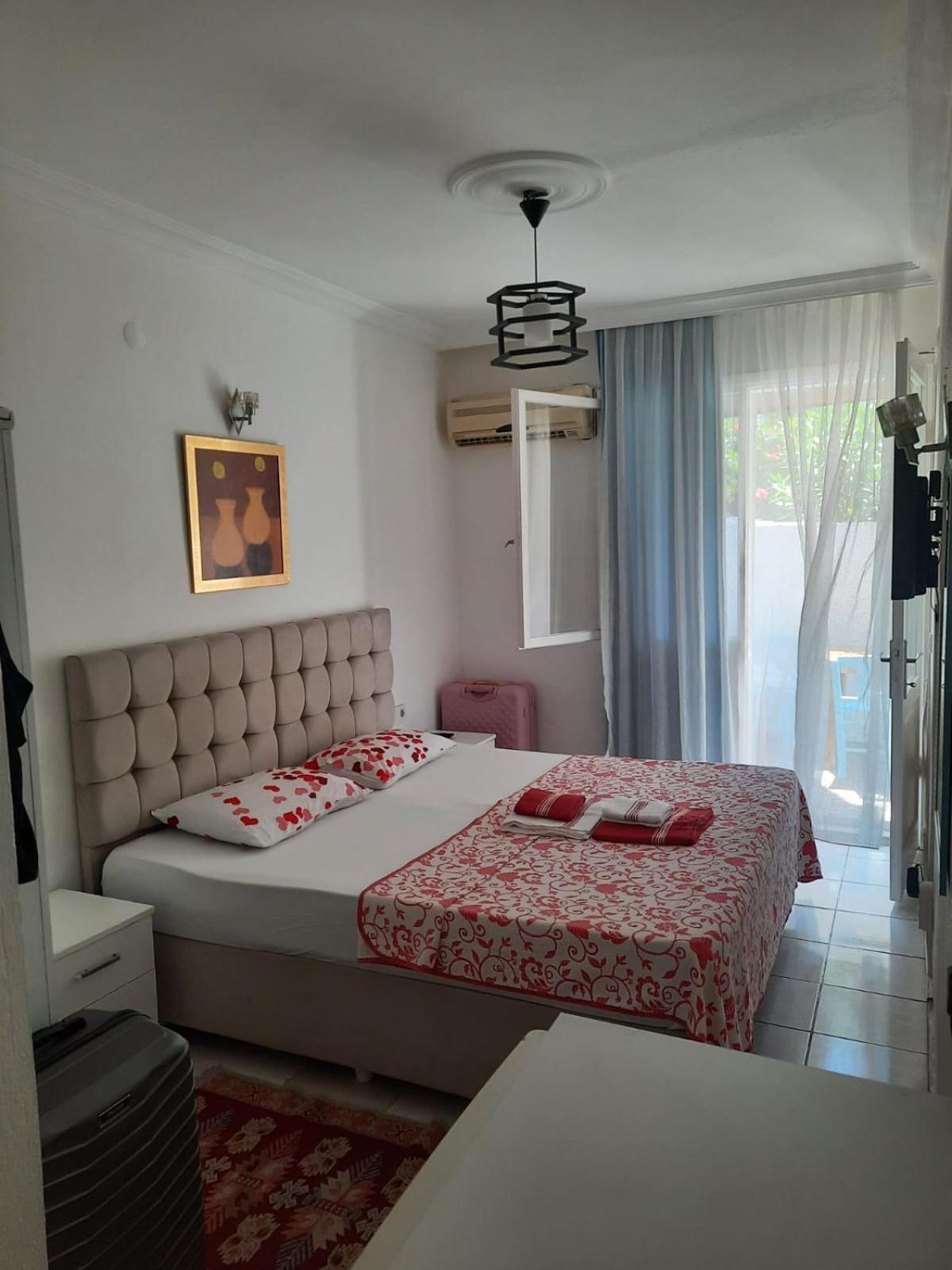 Beyaz Apart Pansiyon Çeşme Dış mekan fotoğraf
